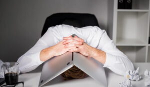 Orang Stress Itu Karakternya Melebihi Seperti Binatang